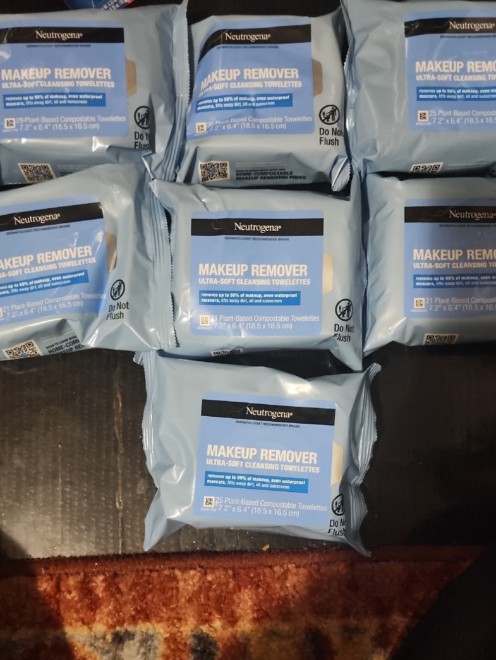 Neutrogena Makeup Remover Towelettes - Light Blue Packs